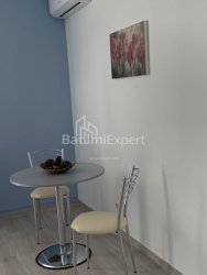 Квартира 1-комн 32 м² - Ангiса, Батумі