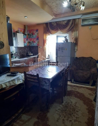 Квартира 2-комн 62 м² - Шалва Інасаридзе, Батумі