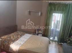 Квартира 2-комн 38 м² - Зураба Горгiладзе, Батумі