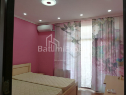 Квартира 80 м² - Зураба Горгiладзе, Батумі, Грузія