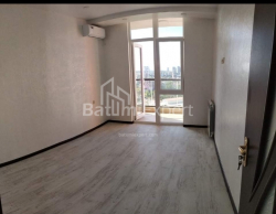 Квартира 1-комн 42 м² - Давида Агмашенеблі, Батумі