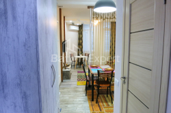 Квартира 33.4 м² - Зураба Горгiладзе, Батумі, Грузія