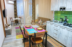 Квартира 2-комн 33.4 м² - Зураба Горгiладзе, Батумі