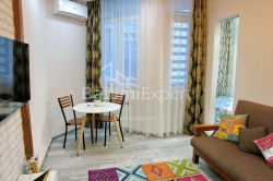 Квартира 2-комн 33.4 м² - Зураба Горгiладзе, Батумі
