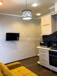 Квартира 3-комн 43 м² - Ніко Піросмані, Батумі