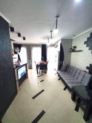 Квартира 4-комн 100 м² - Зураба Горгiладзе, Батумі