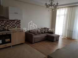 Квартира 3-комн 80 м² - Зураба Горгiладзе, Батумі