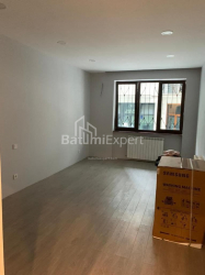 Квартира 4-комн 120 м² - Давида Клдіашвілі, Батумі