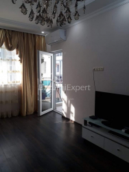 Квартира 3-комн 72 м² - Еквтіме Такаішвілі, Батумі