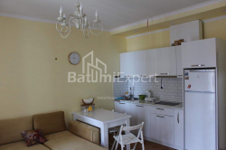 Квартира 2-комн 51 м² - Ангiса, Батумі