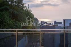 Приватний будинок 200 м² - Свимон Кананели, Кваріаті, Грузія