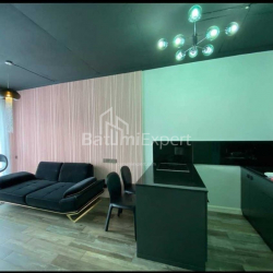 Квартира 2-комн 46.8 м² - Ангiса, Батумі