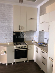 Квартира 3-комн 54 м² - Шалва Інасаридзе, Батумі