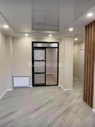 Квартира 3-комн 53 м² - Михайла Лермонтова, Батумі