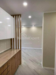 Квартира 3-комн 53 м² - Михайла Лермонтова, Батумі