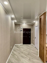 Квартира 2-комн 42 м² - Шалва Інасаридзе, Батумі