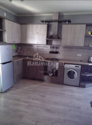 Квартира 2-комн 58.6 м² - Михайла Лермонтова, Батумі