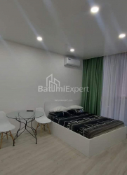 Квартира 1-комн 28 м² - Алея Героїв, Батумі