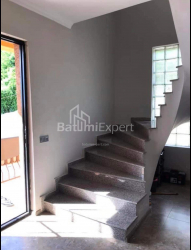 Приватний будинок 180 м² - Фрiдiона Халвашi, Батумі, Грузія