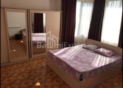 Приватний будинок 180 м² - Фрiдiона Халвашi, Батумі, Грузія