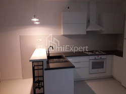 Квартира 4-комн 93 м² - Ніко Піросмані, Батумі