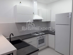 Квартира 4-комн 93 м² - Ніко Піросмані, Батумі