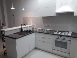 Квартира 4-комн 93 м² - Ніко Піросмані, Батумі