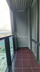Квартира 31.4 м² - Ніко Піросмані, Батумі, Грузія