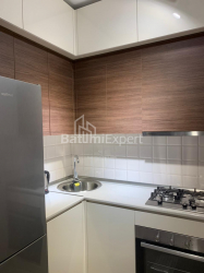Квартира 3-комн 60 м² - Ангiса, Батумі