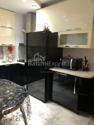 Квартира 2-комн 57 м² - Юсуфа Кобаладзе, Батумі