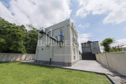 Приватний будинок 170 м² - Шоссе аеропорта, Батумі, Грузія