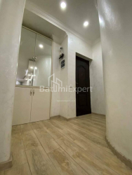 Квартира 3-комн 68 м² - Юсуфа Кобаладзе, Батумі