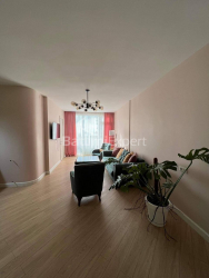 Квартира 3-комн 91 м² - Шерифа Хімшіашвілі, Батумі