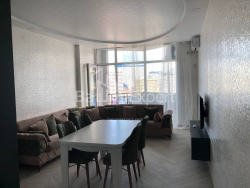Квартира 4-комн 90 м² - Ангiса, Батумі
