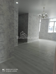 Квартира 3-комн 65 м² - Шалва Інасаридзе, Батумі