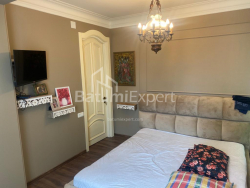 Квартира 100 м² - Зураба Горгiладзе, Батумі, Грузія