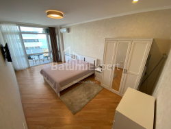 Квартира 63 м² - Зураба Горгiладзе, Батумі, Грузія