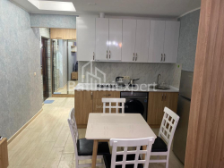 Квартира 2-комн 48 м² - Юсуфа Кобаладзе, Батумі