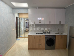 Квартира 2-комн 48 м² - Юсуфа Кобаладзе, Батумі