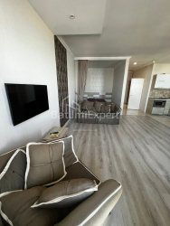 Квартира 2-комн 59 м² - Зураба Горгiладзе, Батумі