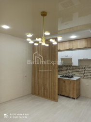 Квартира 3-комн 62 м² - Ангiса, Батумі