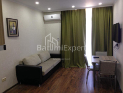 Квартира 2-комн 43 м² - Юсуфа Кобаладзе, Батумі