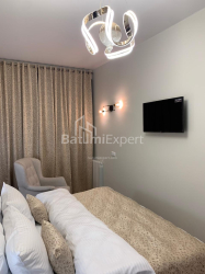 Квартира 3-комн 84 м² - Шерифа Хімшіашвілі, Батумі