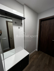 Квартира 35.1 м² - Леха і Марії Качинських, Батумі, Грузія