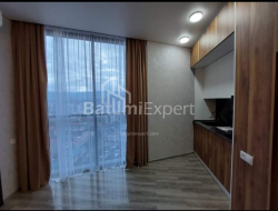 Квартира 2-комн 43.5 м² - Алея Героїв, Батумі