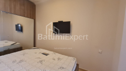 Квартира 2-комн 60 м² - Зураба Горгiладзе, Батумі