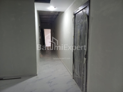 Квартира 2-комн 56.8 м² - Леха і Марії Качинських, Батумі