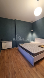 Квартира 3-комн 71 м² - Еквтіме Такаішвілі, Батумі