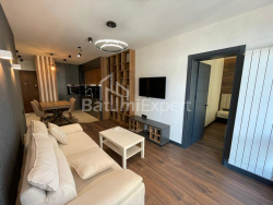 Квартира 3-комн 61.6 м² - Алея Героїв, Батумі