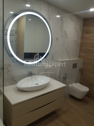 Квартира 100 м² - Зураба Горгiладзе, Батумі, Грузія